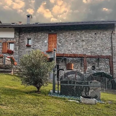 Il Fienile - Heritage In Molino Maufet Watermill - View Terrace Colico